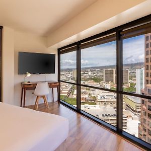 1-Bedroom Mountain View Suite